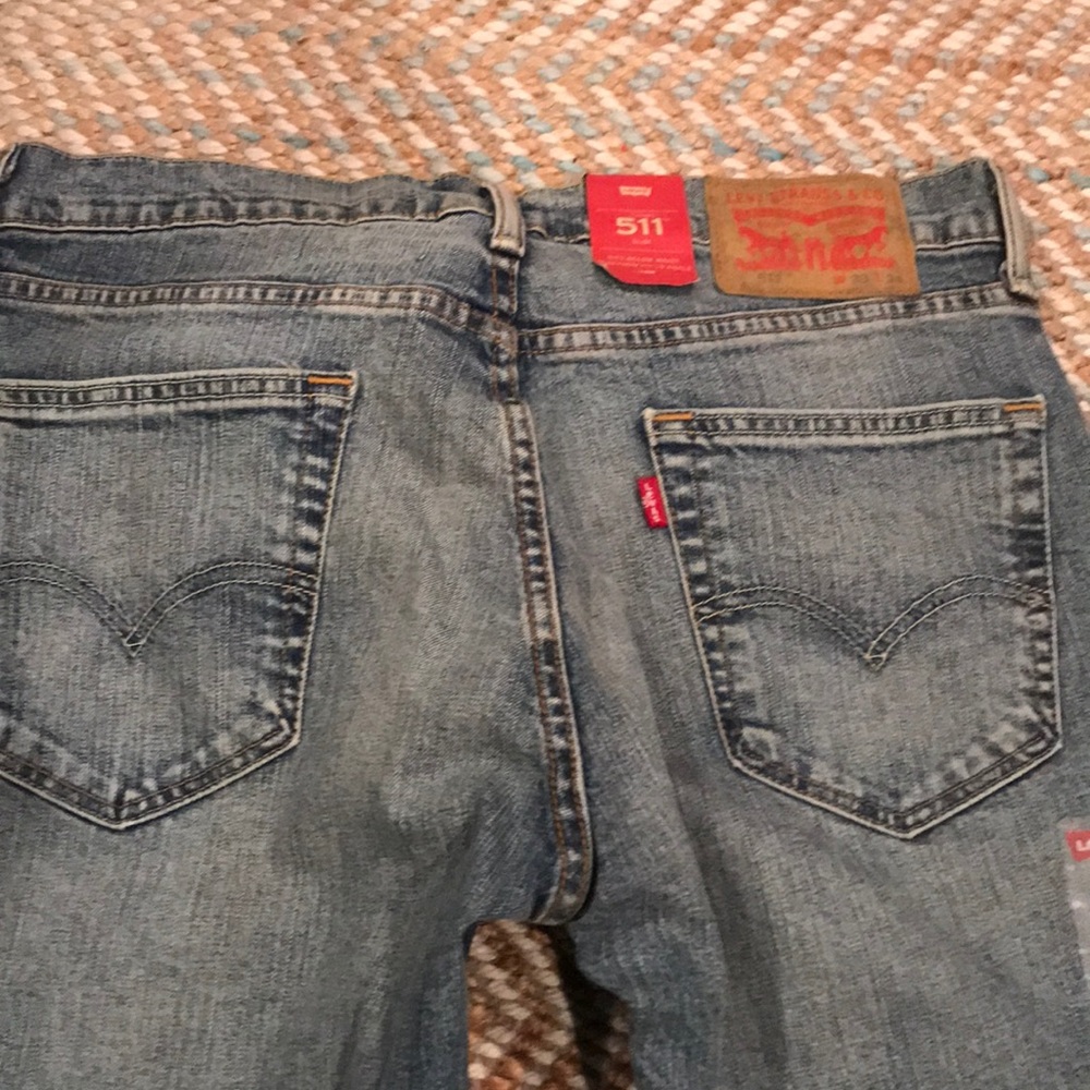 511 slim fit Levi jeans. - Picture 5 of 8